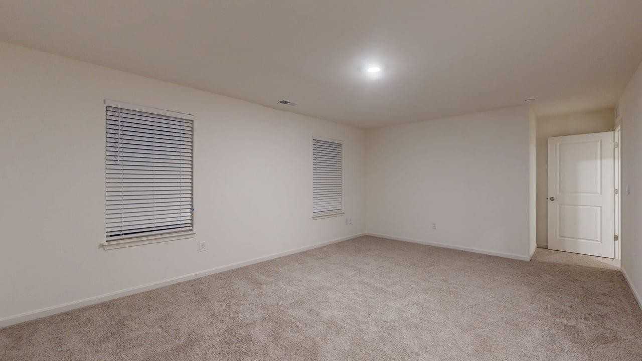 220 N Miles St #NA - Photo 4 of 16