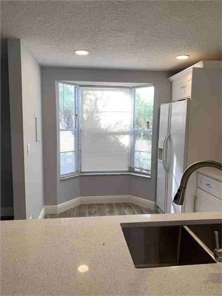 125 Sw 3rd St - Photo 5 of 16