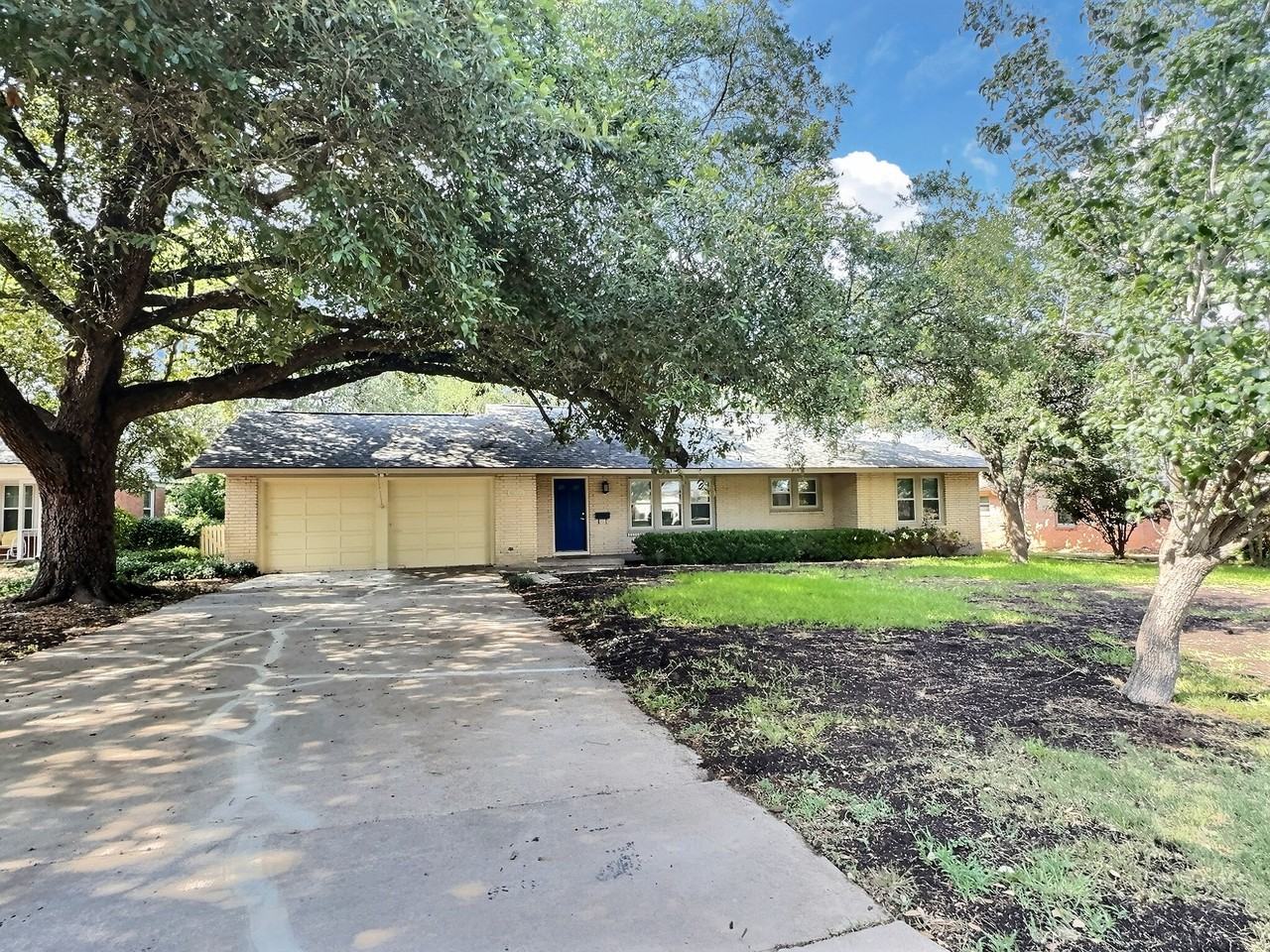 635 Rockhill Dr #NA - Photo 2 of 23