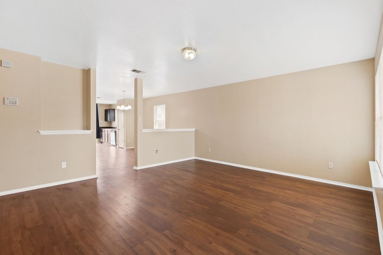 8304 Heights Vly - Photo 2 of 22