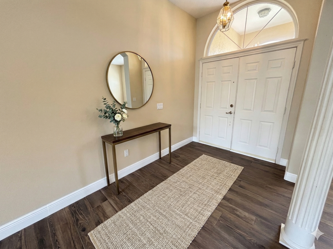 20 Clarendon Ct N - Photo 5 of 33