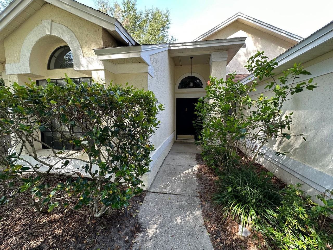 332 Morning Glory Dr - Photo 2 of 23
