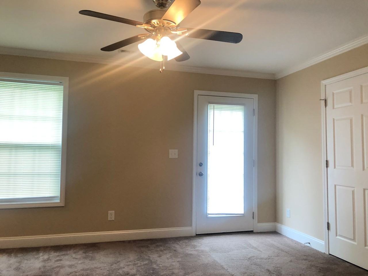 1105B Cason St - Photo 7 of 16