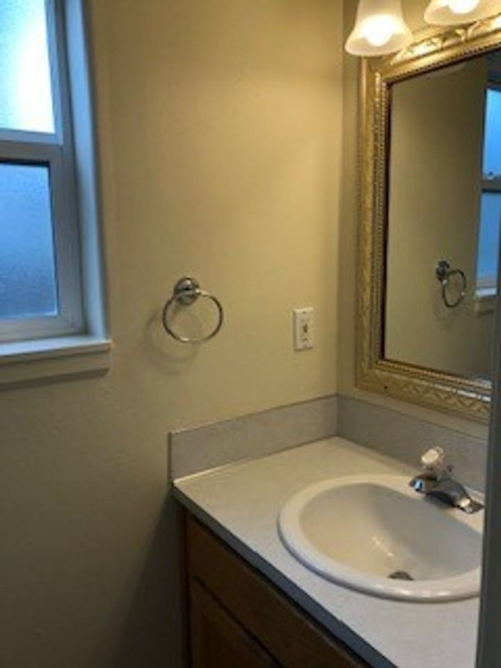 2609 S Cloverleaf Loop #2609 - Photo 5 of 13