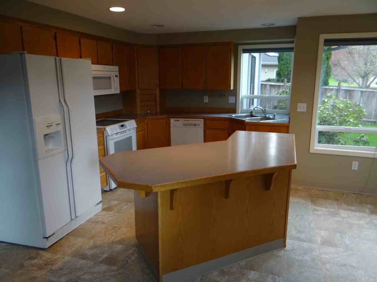 12606 Ne 37th Ct - Photo 5 of 25