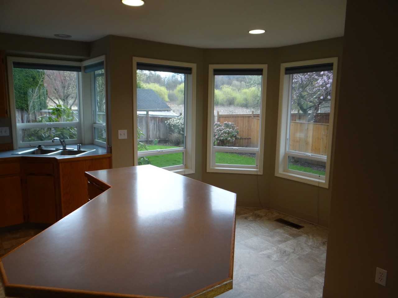 12606 Ne 37th Ct - Photo 6 of 25