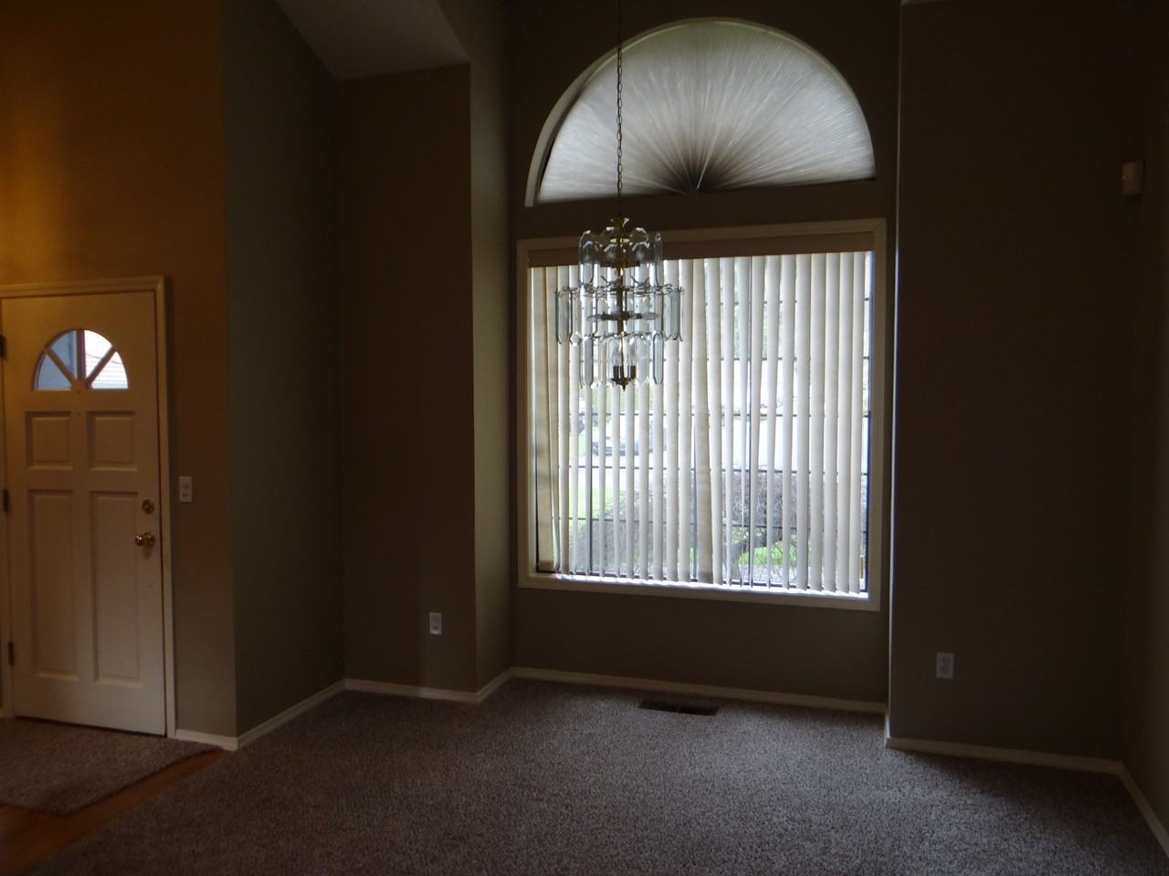 12606 Ne 37th Ct - Photo 7 of 25