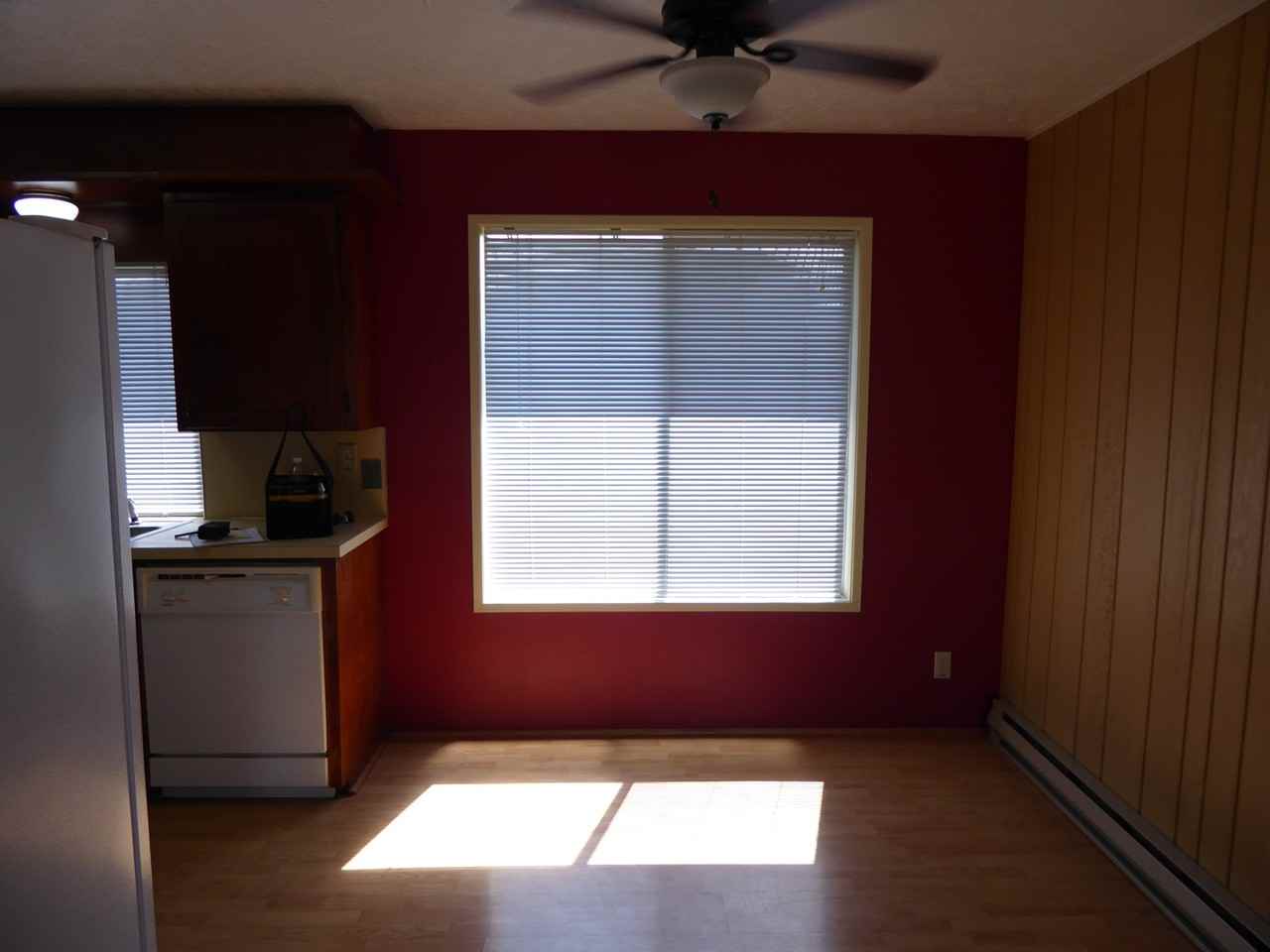 184 Se Gregory Dr - Photo 6 of 12