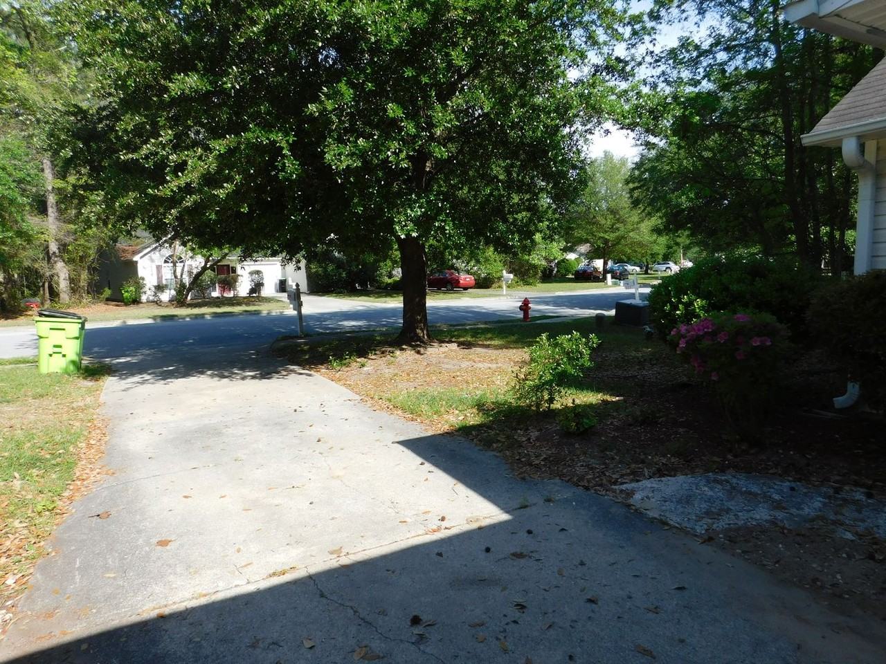 210 Tobiano Dr - Photo 3 of 19