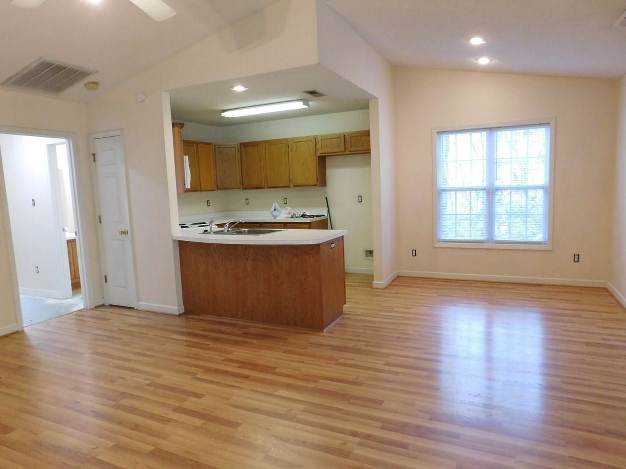 210 Tobiano Dr - Photo 6 of 19