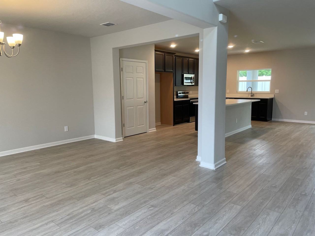 655 Boughton Way - Photo 3 of 27