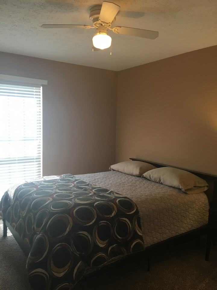 251 Riverbend Dr - Photo 3 of 7