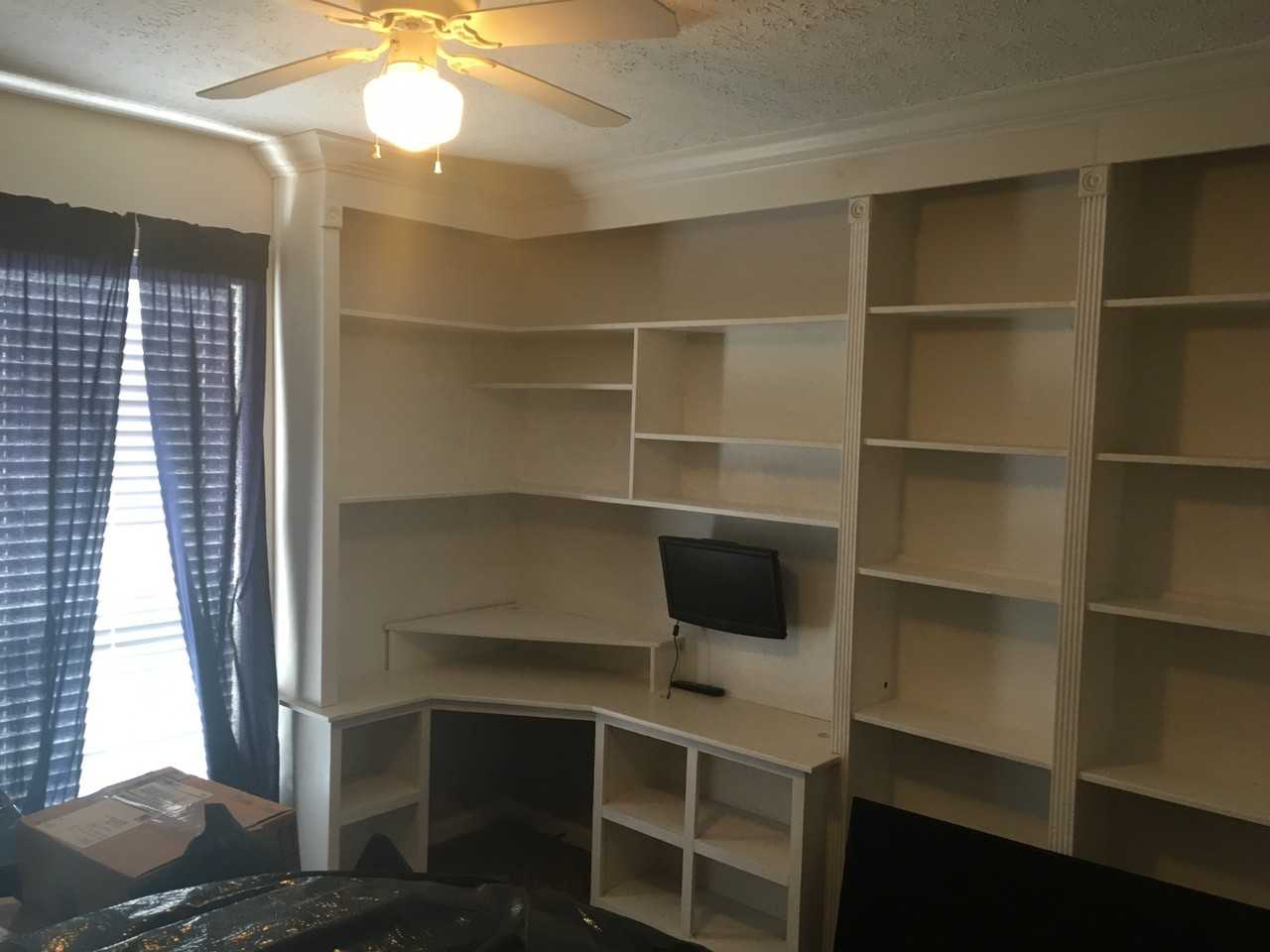 251 Riverbend Dr - Photo 4 of 7