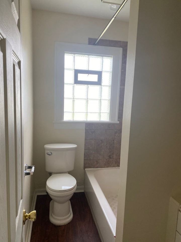 311 S Market St - Photo 6 of 10