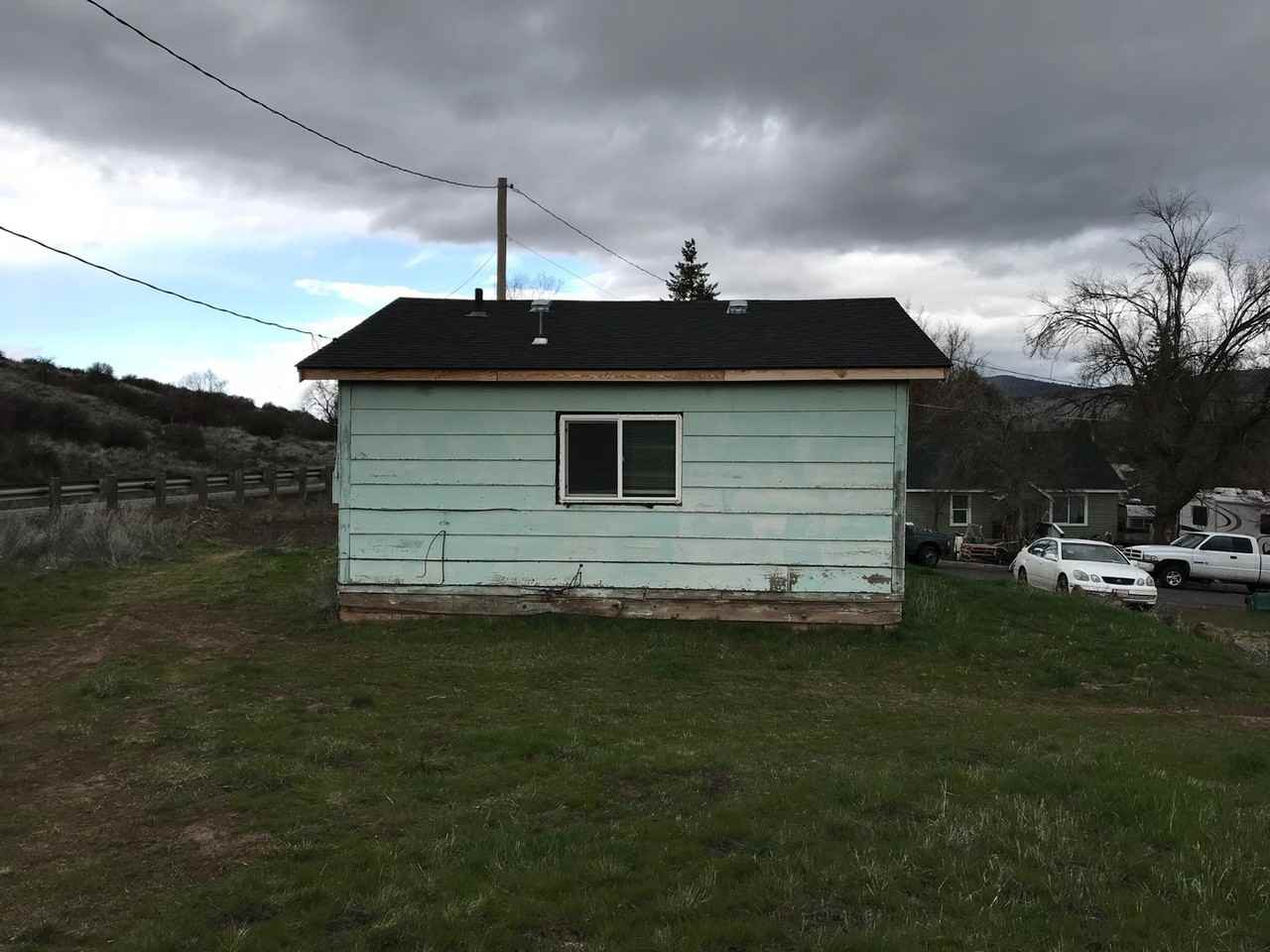 220 Doty St - Photo 6 of 20