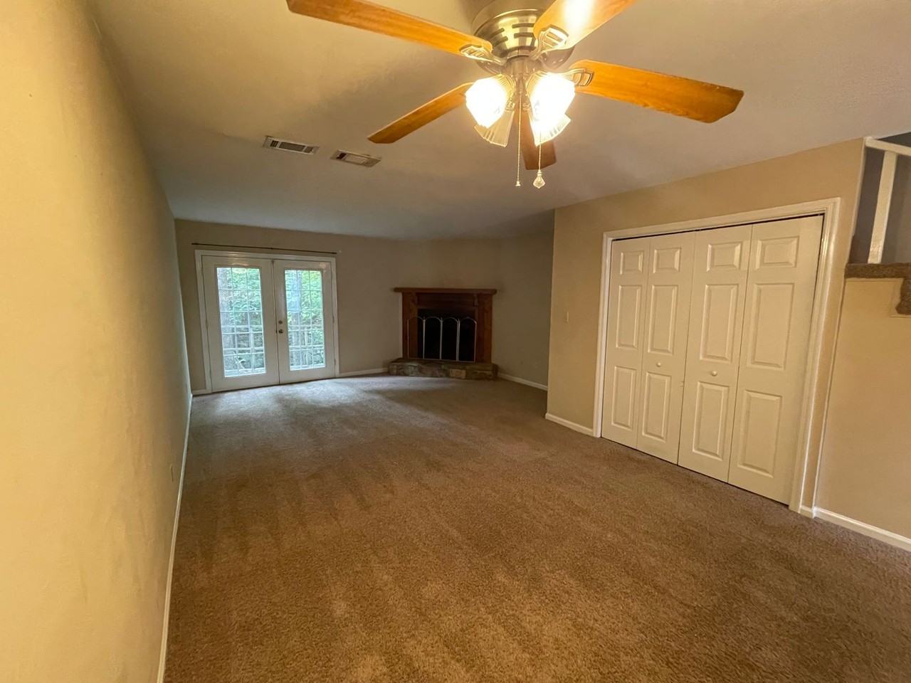 3234 W Wimbledon Dr - Photo 6 of 13