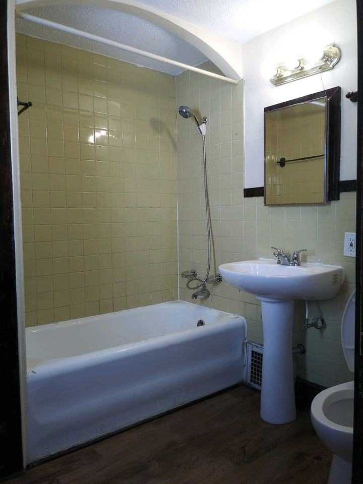 215 N Day Ave - Photo 5 of 7