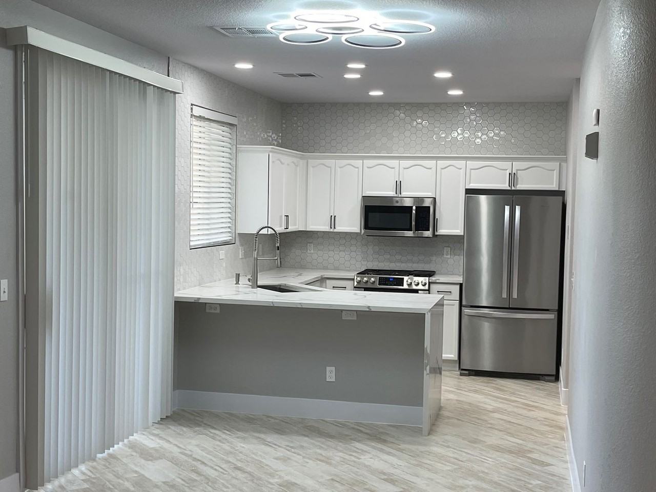 1194 Stormy Valley Rd - Photo 2 of 31