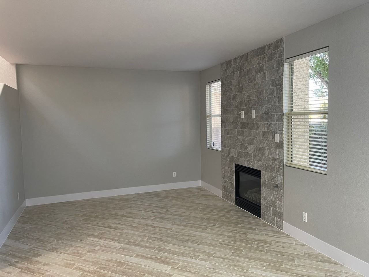 1194 Stormy Valley Rd - Photo 6 of 31