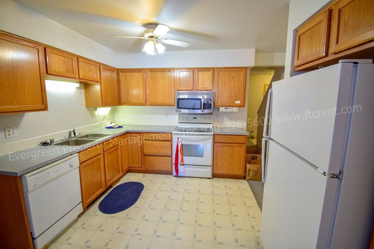 2030 Pecos Pl - Photo 3 of 21