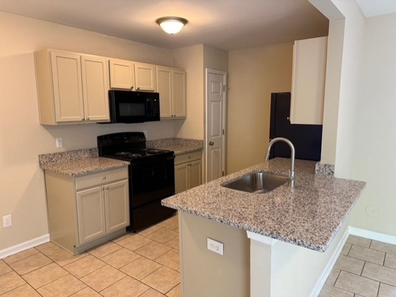 5405 Esther Ln - Photo 4 of 19