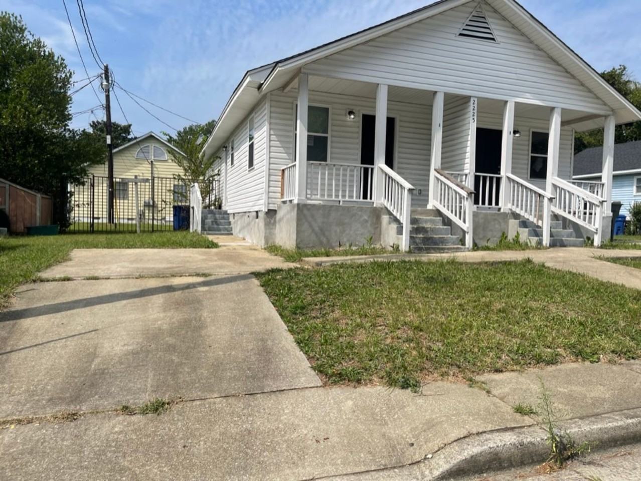 2225 Waites Rd - Photo 2 of 12