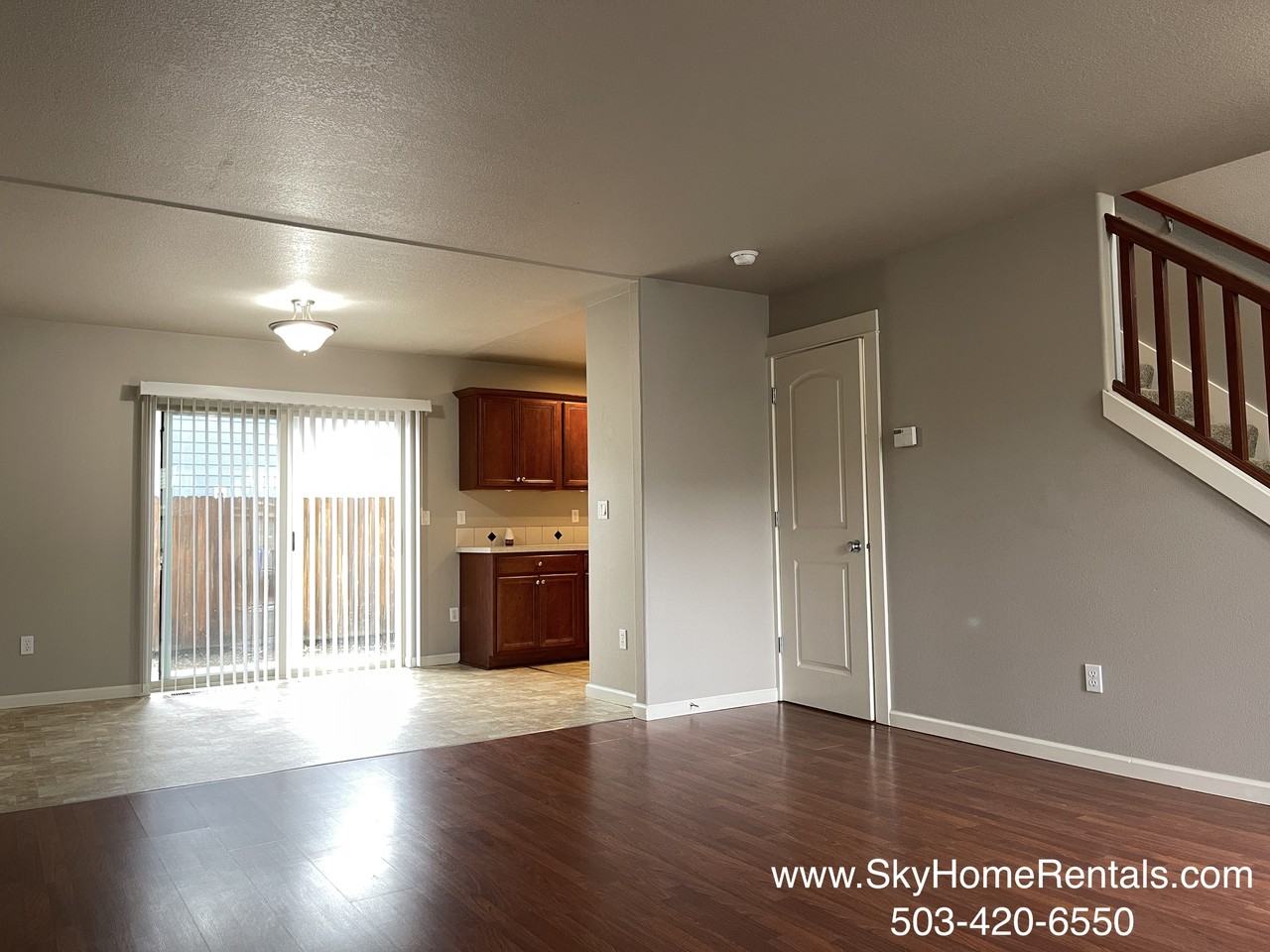 282 Laurine Street Northeast - Photo 3 of 20