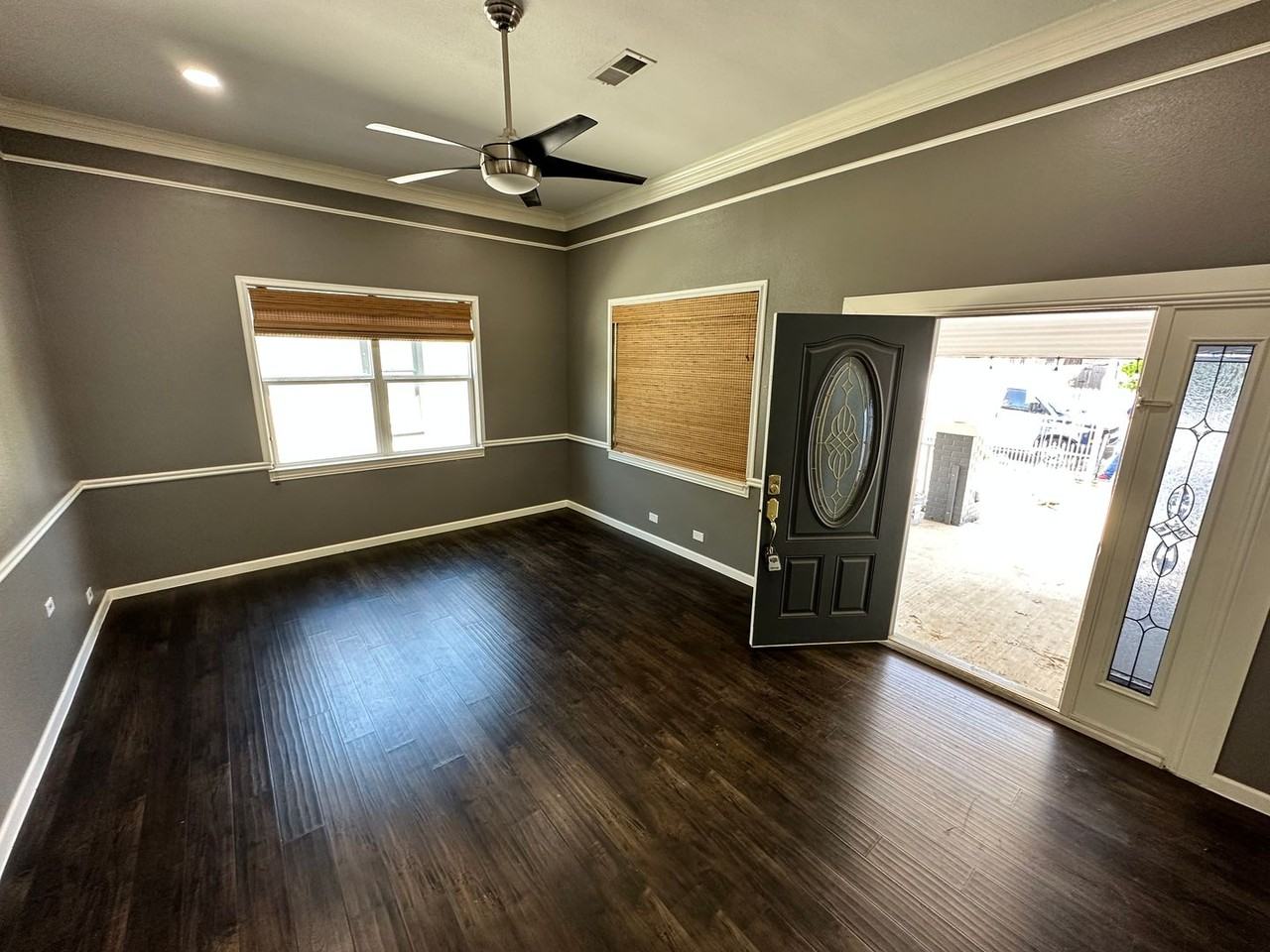 1804 S Adams St - Photo 3 of 36