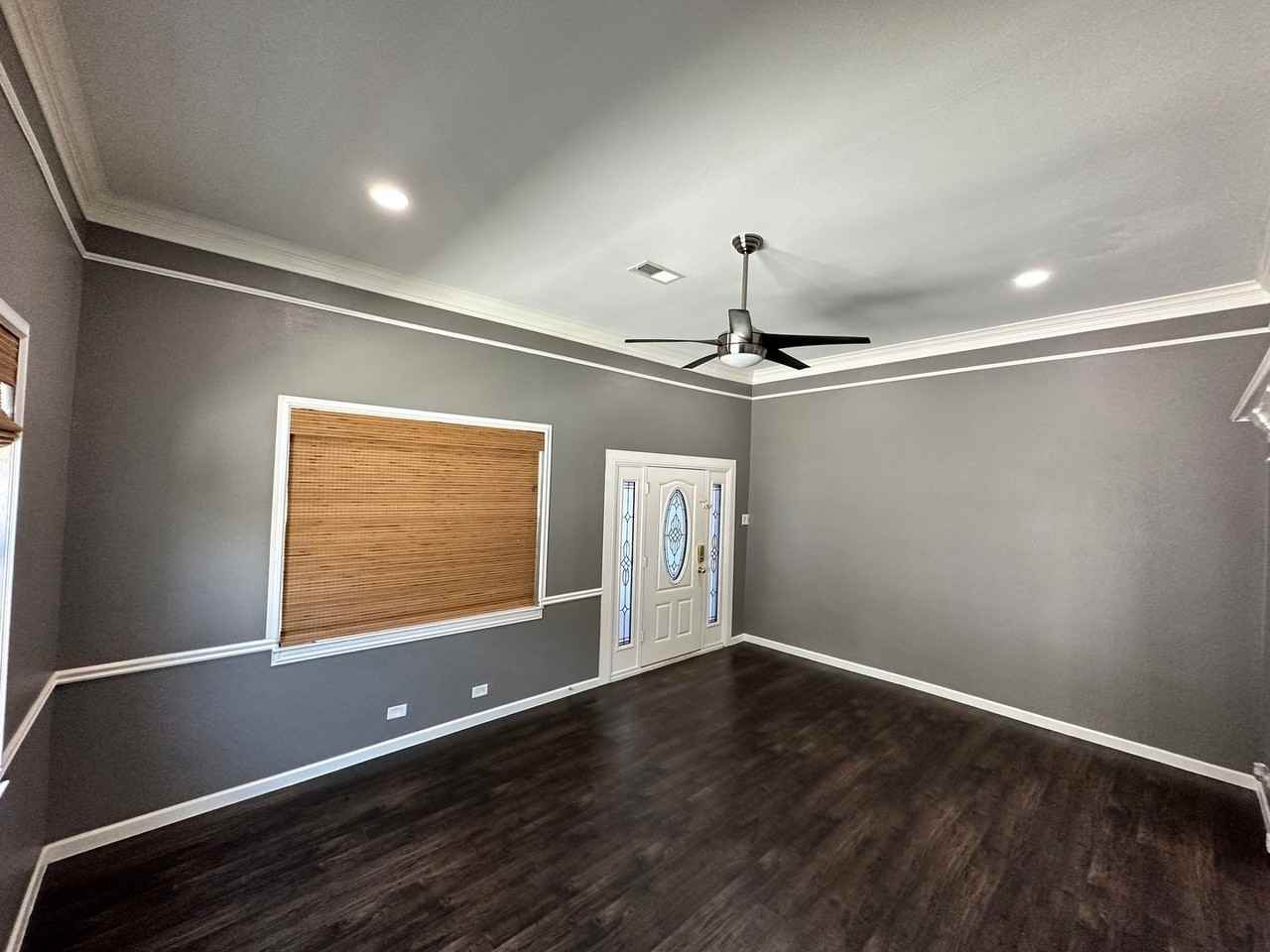 1804 S Adams St - Photo 4 of 36