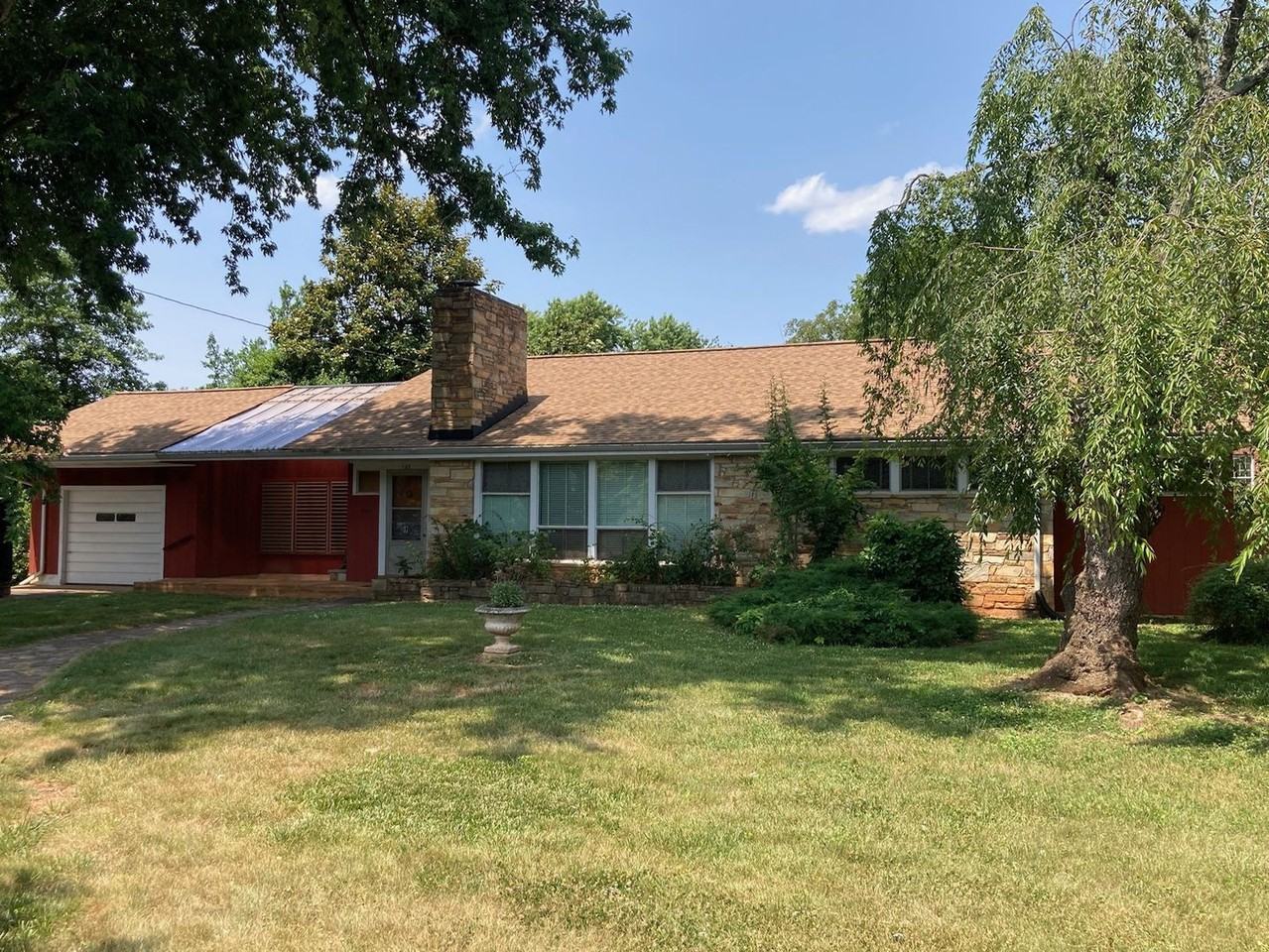 122 W Scanlon St - Photo 3 of 7