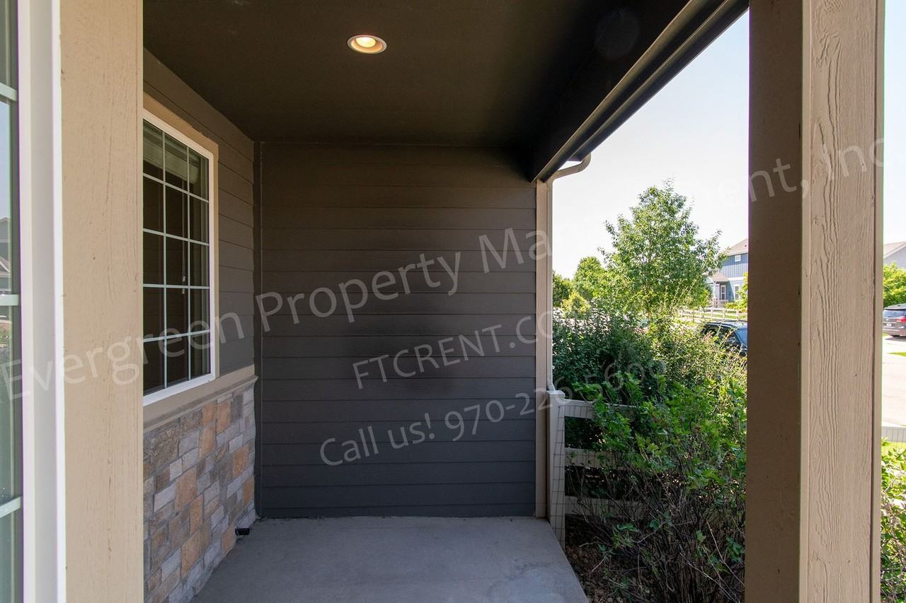 2802 Exmoor Ln - Photo 4 of 50