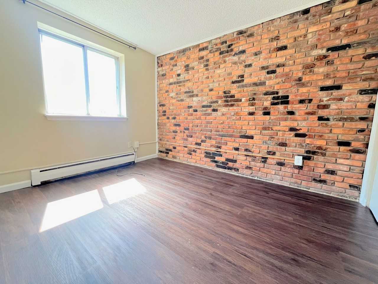 367 Elmwood Avenue - Photo 6 of 15