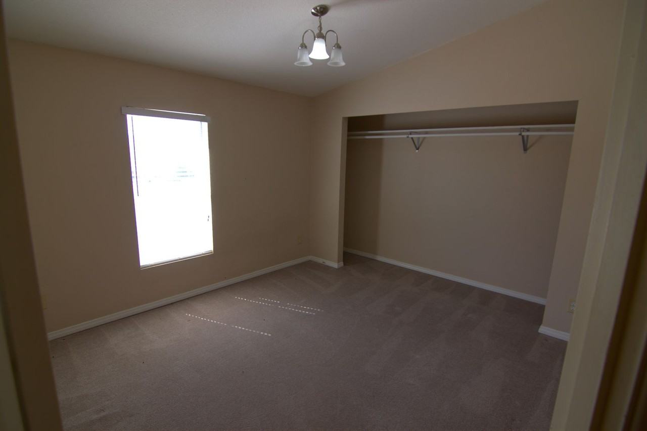 35850 Via Famero Dr - Photo 7 of 16