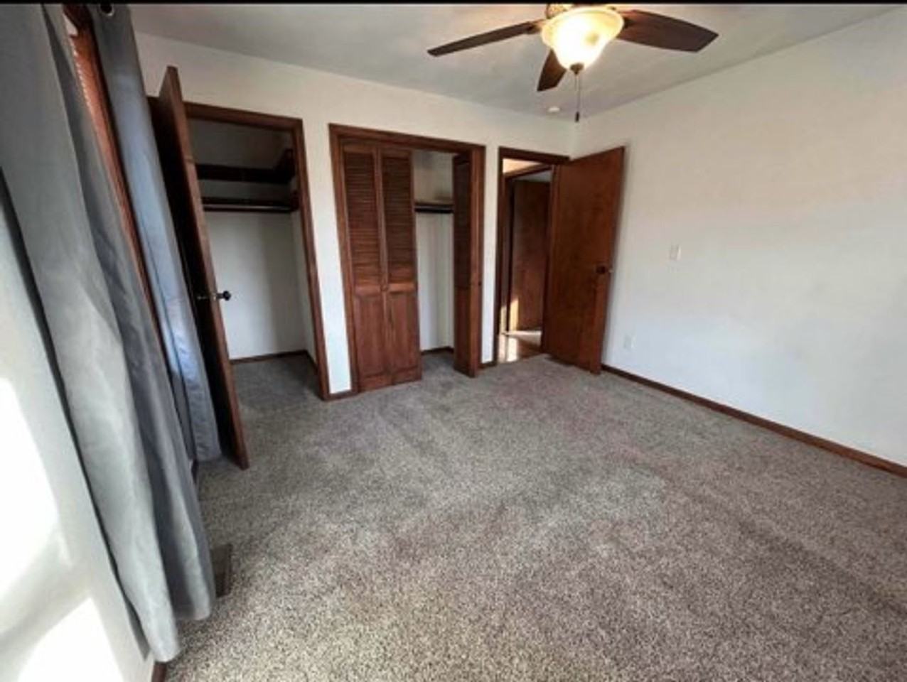 3380 S Brampton Ln - Photo 5 of 14