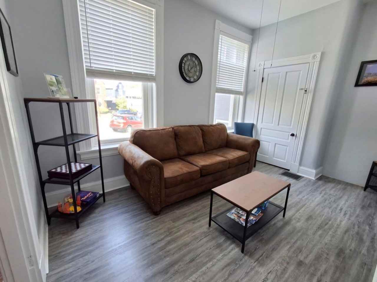 213 Adela Ave - Photo 2 of 28