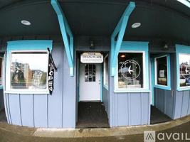 featured image of 304 Pacific Ave S