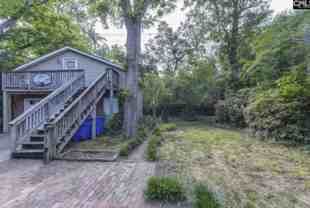 616 Saluda Ave - Photo 1 of 1