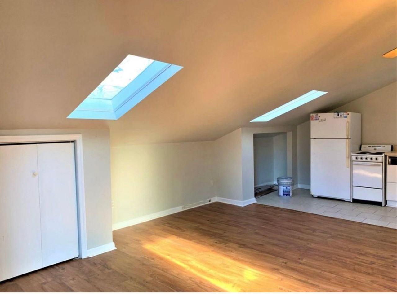 616 Saluda Ave - Photo 4 of 8