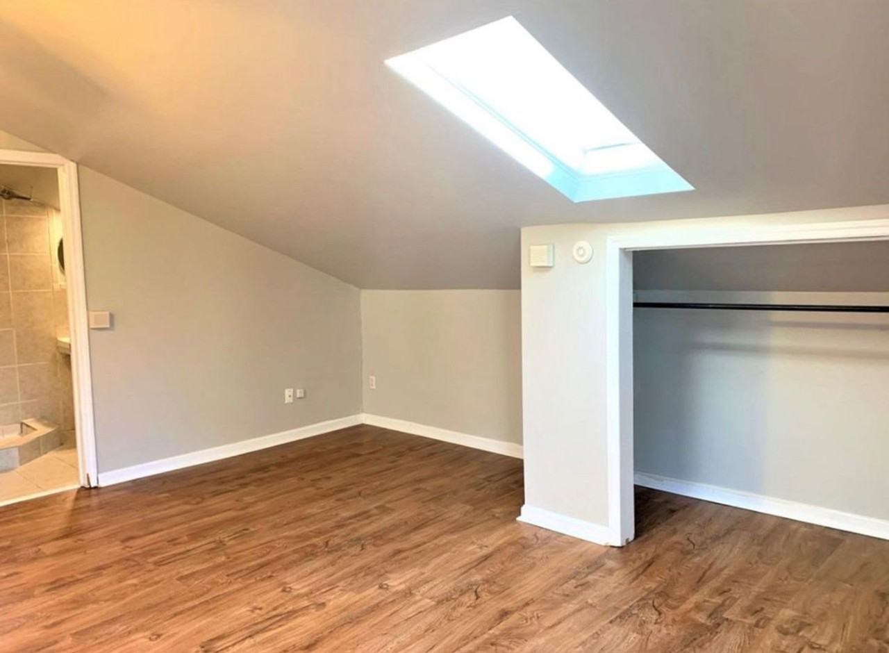 616 Saluda Ave - Photo 7 of 8