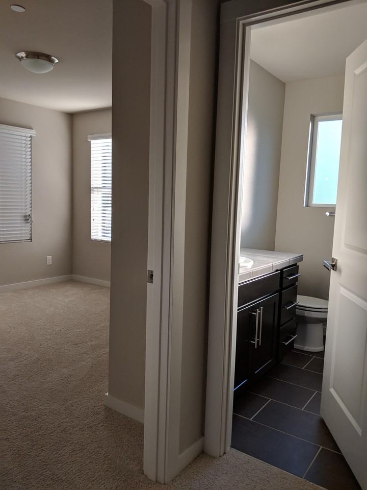 Meadow Rd & King Pl #C2 - Photo 5 of 10