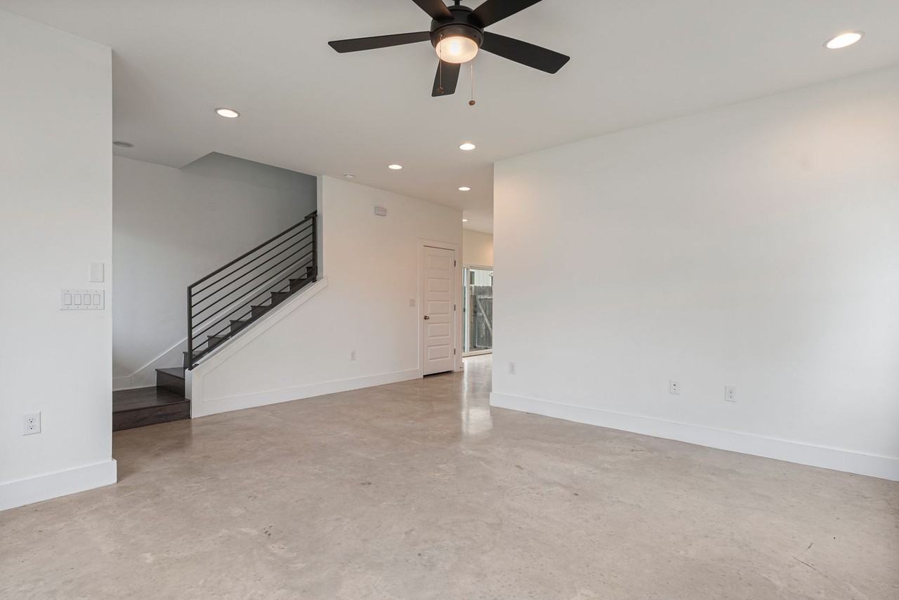 5006 Baker St #A - Photo 4 of 16