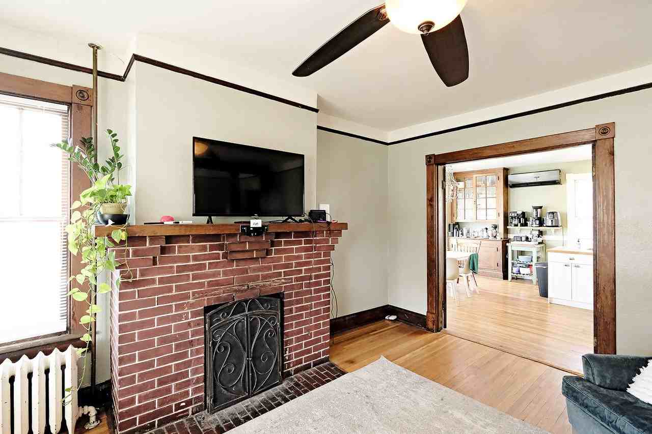 625 Ridge St #A - Photo 3 of 22