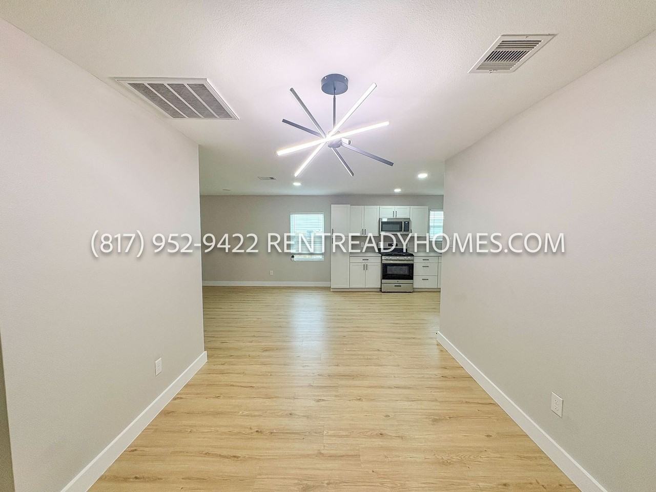 1416 Fairbanks St - Photo 5 of 29