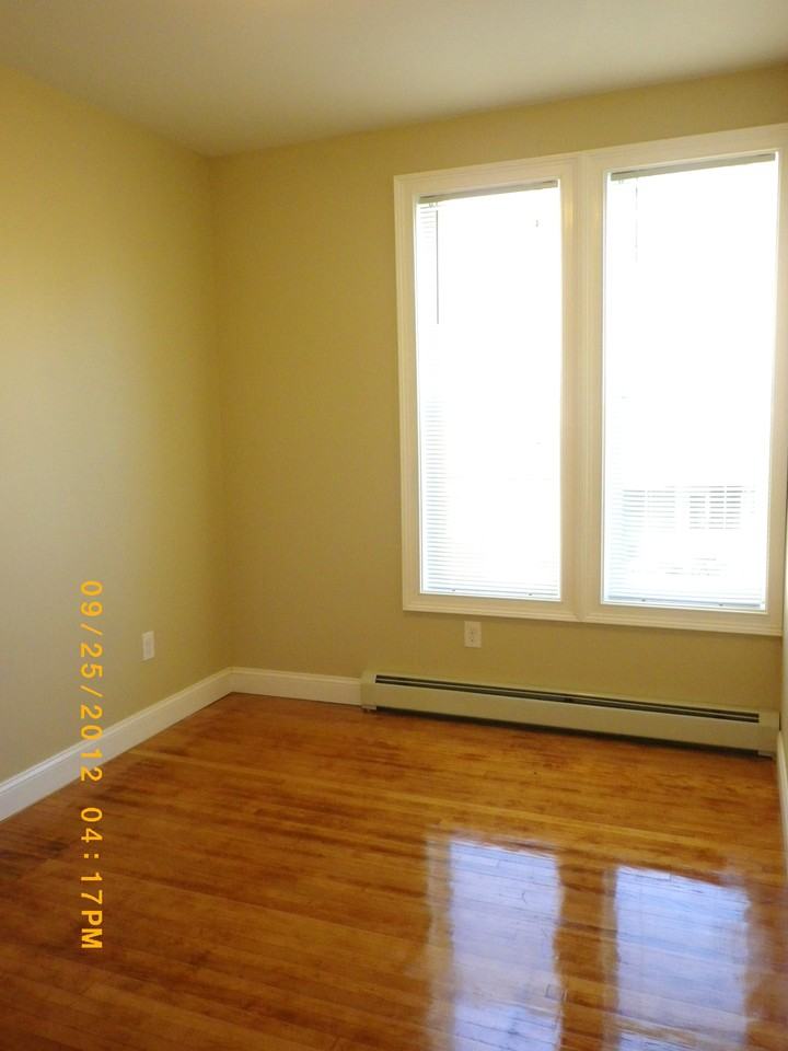 12 Bacon St #3 - Photo 6 of 11