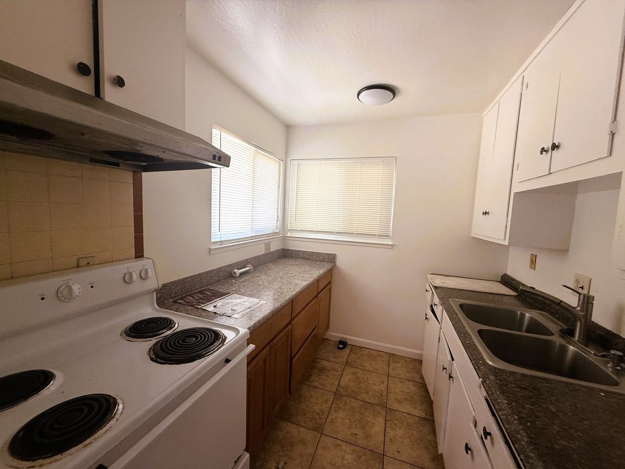 2029 Key Blvd - Photo 2 of 9