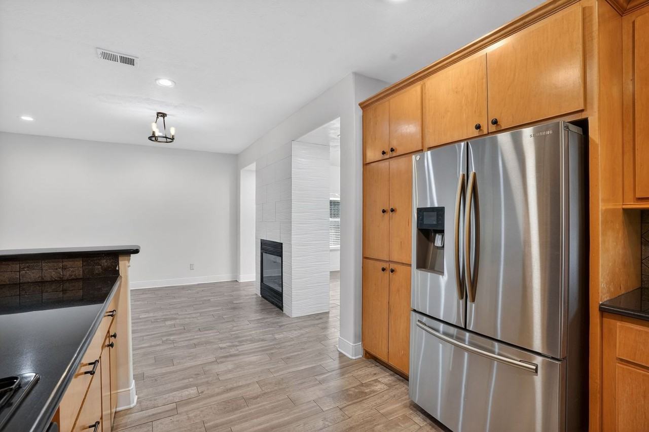 4313 Windswept Dr - Photo 7 of 20