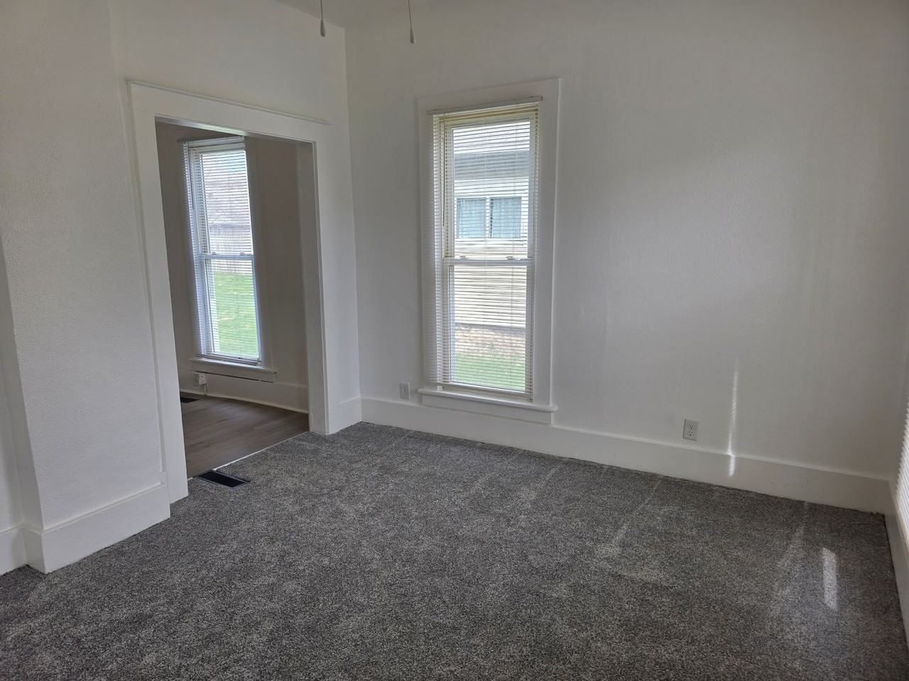 614 Maple Row - Photo 7 of 12