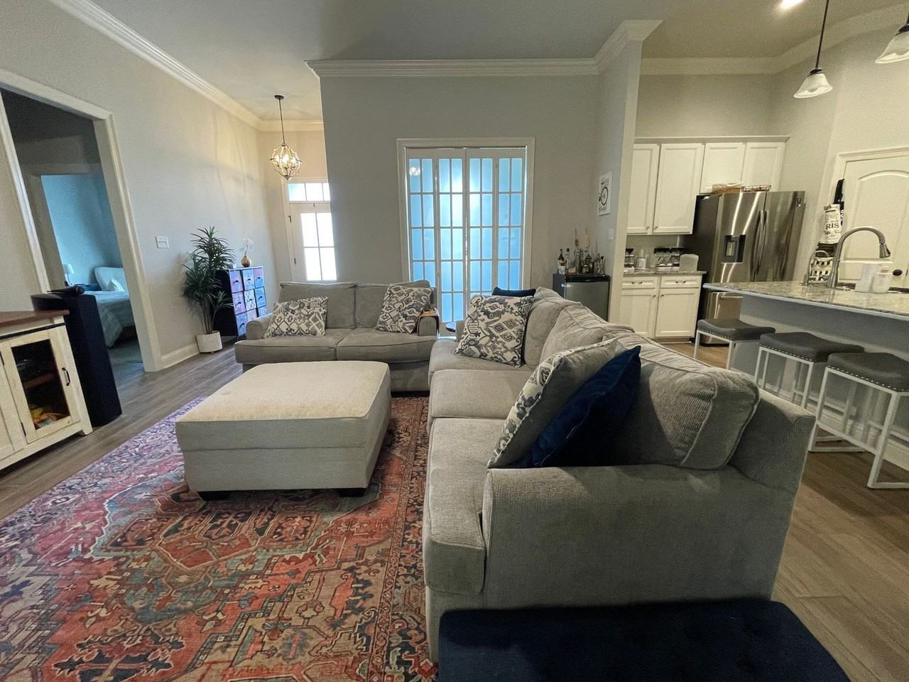 9624 Lockheed Dr - Photo 4 of 40