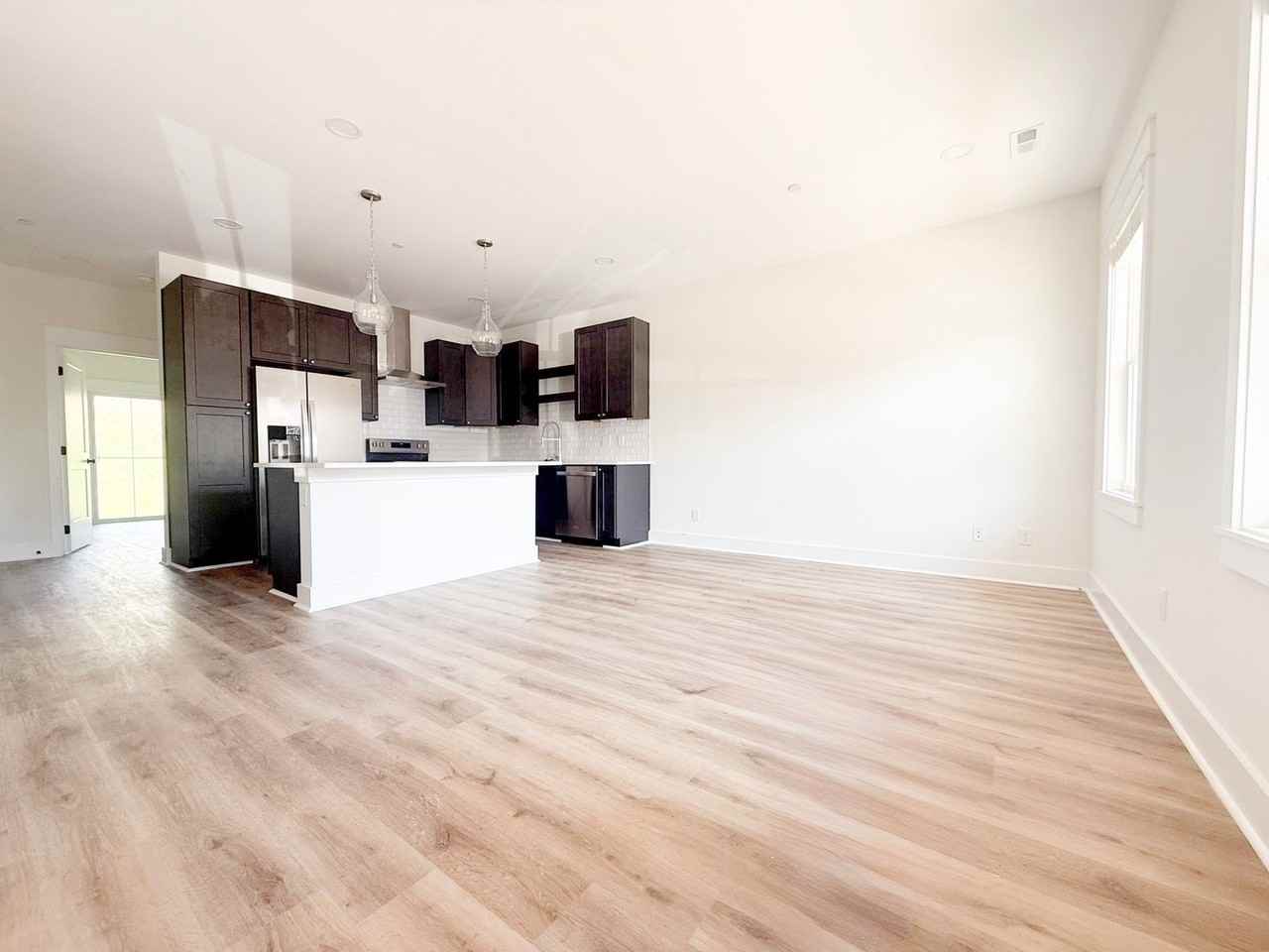 1337 Meridian St - Photo 2 of 35