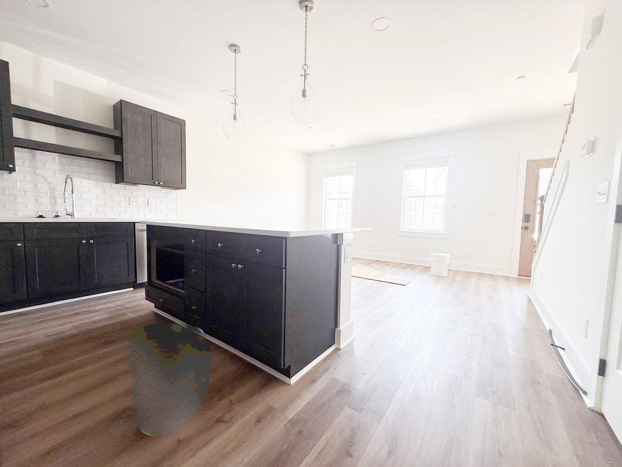 1337 Meridian St - Photo 7 of 35